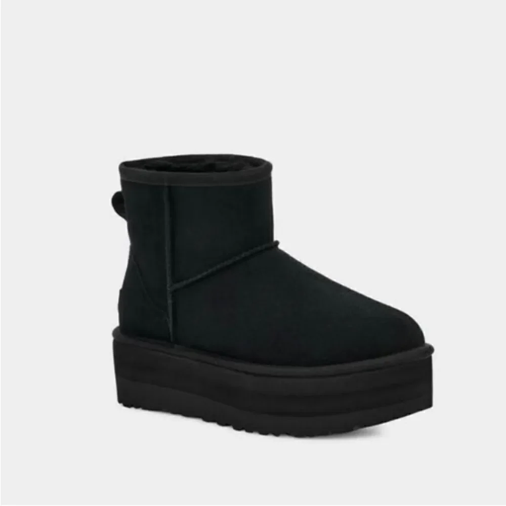Ugg Australia Classic Mini Black‎ Suede Leather Super Platform Chunky Boots 9